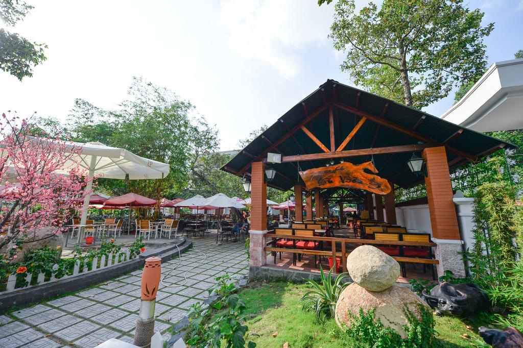 Hoa Binh 2 Hotel Long Xuyên Buitenkant foto