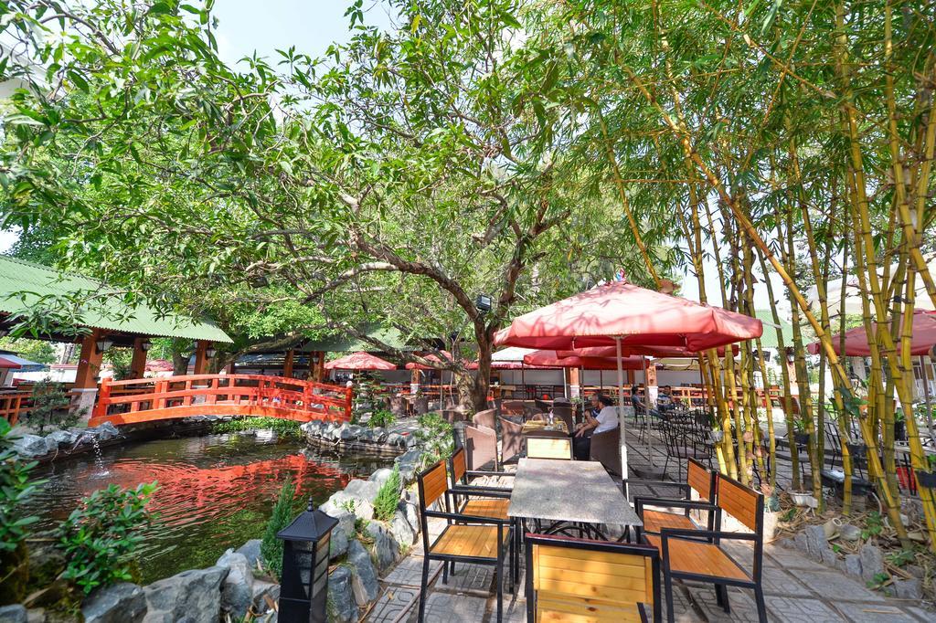 Hoa Binh 2 Hotel Long Xuyên Buitenkant foto